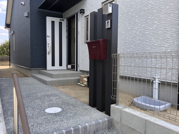 �V�z�O�\�{�H��@�������@���s�@��܂��